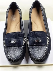 Liz Clairborne Penny Loafer Faux Leather Navy With White Stitching 10W Loraise - Picture 1 of 8