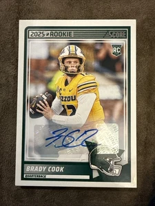 2025 Score - Rookies Brady Cook #36 Signatures (AU, RC) - Bild 1 von 2