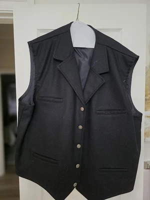 Men's Schaefer Outfitter Cattle Baron Vest - Image 1 of 3