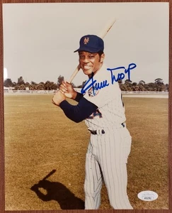 Willie Mays AUTO 8 x 10 San Francisco Giants Baseball Signed 8x10 Photo JSA HOF - Picture 1 of 7