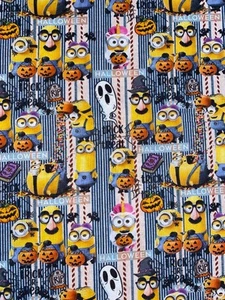 1/2 Yard MINIONS HALLOWEEN 100% Cotton Fabric 18" X 44" NEW (7.5) Limited - Picture 1 of 3