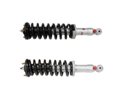 Juego de muelle helicoidal y puntal de suspensión Rancho QuickLIFT para Toyota Tacoma 4x4/tracción trasera Foto 1 de 3