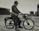 oryginalny. Zdjęcie Motocykl Oldtimer Stara fotografia Rower TRIUMPH Marka około 1925 roku