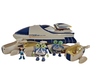 Miles From Tomorrowland Stellosphere Playset Space Ship & Figures - Picture 1 of 13