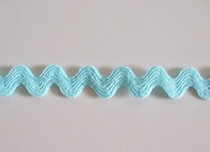 MINIATUR TÜRKIS BLAU ZICK ZACK BORTE 3/8 ZOLL - VORGESCHNITTEN IN 1 YARD STÜCKEN #M1 - Bild 1 von 1