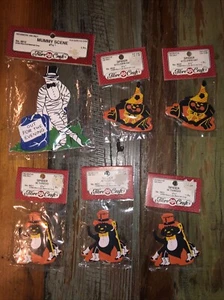 Vintage Fibre Craft Mummy Scene, Spider In Tuxedo & Clown Hat Lot Wood Figurines - Picture 1 of 4