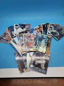 Greg Vaughn 35 Card Lot! Topps Pinnacle Donruss Upper Deck Fleer Leaf - Picture 1 of 5