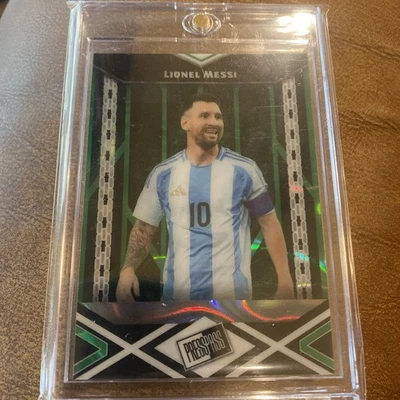 Tarjeta PressPass Lionel Messi 2024 1/1 Preproducción Prueba Verde Lava Argentina Foto 1 de 4