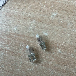 Bombillas sin tapa W4 12v 5w bombilla caravana autocaravana x 2 - Imagen 1 de 3