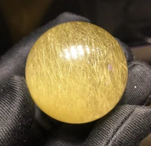 Bola de cristal de cuarzo rutilado natural superior de 33,8 mm esfera de Reiki de cristal curativo - Imagen 1 de 6