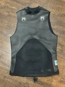 Matuse BC Muta Gilet 1mm Top Uomo Giacca da Surf Media - Foto 1 di 9