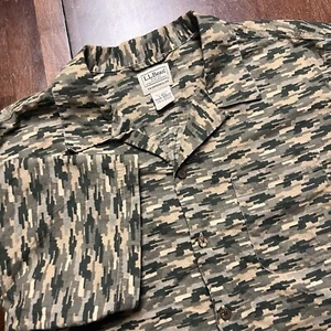 LL Bean Camp Shirt Adult Large Green Digital Camo Button Up Short Sleeve 300229 - Picture 1 of 8