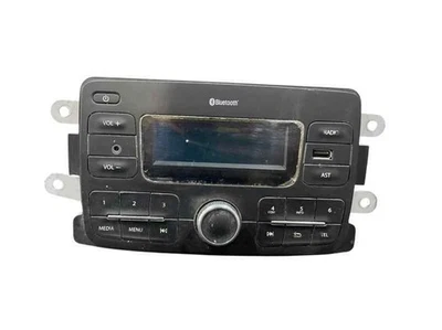 281156864R audio system für DACIA SANDERO 0.9 TCE 2012 129264 - Bild 1 von 4