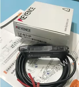 New In Box KEYENCE LV-N11P Amplifier Sensor - Picture 1 of 3