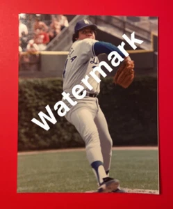 LOS ANGELES DODGERS FERNANDO VALENZUELA 8X10 Photo Baseball HOF MLB Vtg Picture - Picture 1 of 2