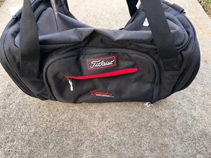 Titleist Players Black/Red Duffel Bag TA20PDF-06 With Original Tag and Strap - Picture 1 of 18