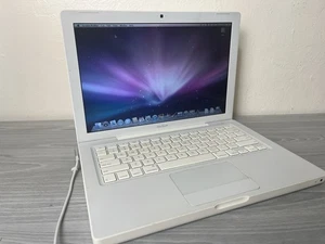 Apple MacBook 13" A1181 (2007) Core 2 Duo 2.1GHz 2GB RAM 120GB HDD – White - Picture 1 of 10