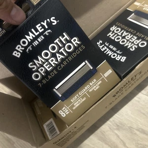 4x Cartuchos de afeitar BROMLEY'S para hombre Smooth Operator 7 hojas, paquete de 8 oferta a granel - Imagen 1 de 4