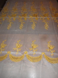Vtg Fabric Curtain 1970's Sheer Gold Floral Print 60" W x 90"L - Imagen 1 de 4
