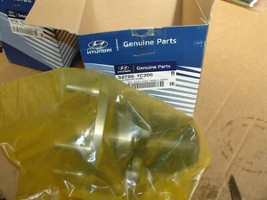 527501C200 REAR Wheel Bearing Kit for Hyundai Accent Mk3 200502010 with ABS - Picture 1 of 1