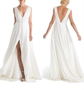 Joanna August Gown/Wedding Dress - Picture 1 of 4