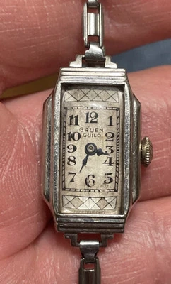 Antique Gruen Art Deco Ladies Wristwatch 15 Jewels 12k White Rolled Gold - P/R - Image 1 of 4