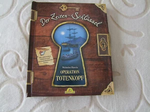 Der Zeiten-Schlüssel Operation Totenkopf gebundenes Kinderbuch viele Extras - Bild 1 von 6