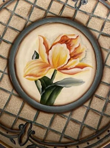 TOYO Beautiful Decorative Design w/Flower Center Plates &Black Base 10.25" 4 Pcs - Picture 1 of 8