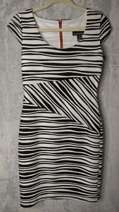 Frank Lyman Black White Pattern Dress Cap Sleeves Sz 8 Wavy Stripe - Foto 1 di 6