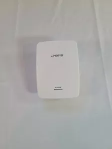Linksys RE4000W N600 Dual-Band WiFi Extender (No Cords Included) - Picture 1 of 6