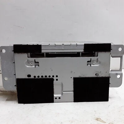 09 2009 Ford Focus AM FM CD radio receiver OEM 9S4T-19C157-AB AA-AD - Image 1 of 3