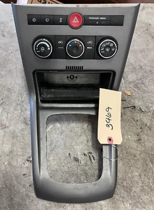 2008-2010 SATURN VUE CENTER DASH GEAR SHIFTER CLIMATE CONTROL BEZEL TRIM #3469 - Picture 1 of 1