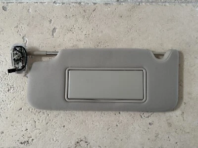 Совершенно новый оригинальный производитель GM 381 Pontiac G6 2006 2007 бежевый со стороны водителя солнцезащитный козырек - Изображение 1 из 4