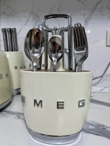 New Super SMEG Stainless Steel Cutlery Set 4 pieces in European Style - Picture 1 of 12