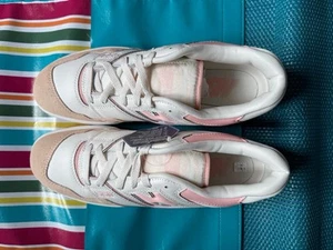 New Balance 550 White Pink (Women's) UK 9 US 11W EU 43 - Bild 1 von 5