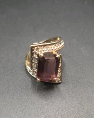 Anel de coquetel Park Lane aposentada anfitriã ametista corte esmeralda CZ tamanho 8 - Imagem 1 de 4