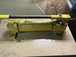 ENERPAC P85 POMPA MANUALE 2 VELOCITÀ - Foto 1 di 3