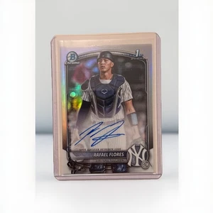 Rafael Flores 2025 Bowman 1st Chrome Refractor auto /499 #CPA-RF NY YANKEES - Picture 1 of 2