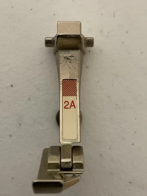 Genuine Bernina Overlock Foot #2A Sewing Machine Accessory -New Style - Image 1 of 2