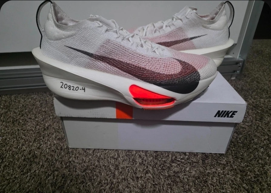 耐克 alaphafly 原型 next% 3 12 码 — 第 1/1 张图片