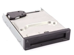 Iomega REV-INTSCS 35GB 3.5 " 68-Pin SCSI Streamer Bande Drive Bande Noir - Photo 1/1