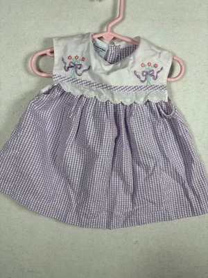 Conjunto de vestido de guinga y florecientes Samara lavanda para bebés S:12 Foto 1 de 4