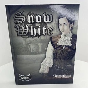 Snow White Adventure Hardcover (Pathfinder) (English Version) - Very Good - Picture 1 of 13