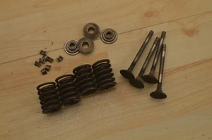 73 Honda CB350 four, 72-74, OEM exhaust valves - Bild 1 von 7