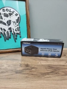 TRENDnet Gigabit Power over Ethernet (PoE) Injector TPE-113GI  - Picture 1 of 6