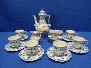 Royal Copenhagen Denmark Musselmalet Vollspitze Mokkaservice für 6 Personen - Bild 1 von 24