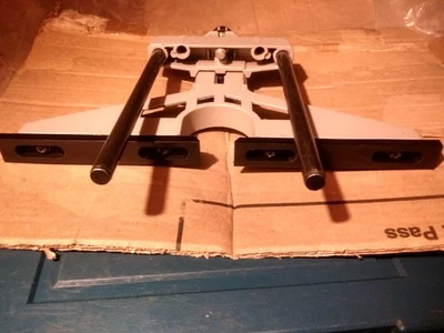 FREUD FT2000 FT2200 PLUNGE ROUTER HEAVY DUTY SIDE FENCE PARALLEL GUIDE - Image 1 of 4