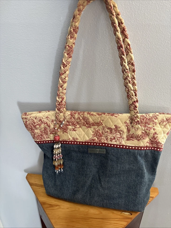 Bolsa de ombro Isabella’s Journey com borla frisada 16 pol X 11 pol X 3 pol trançada - Imagem 1 de 4