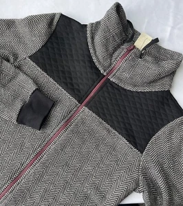 Neu mit Etikett Fade by BKE Sweatshirt mit Schnalle und durchgehendem Reißverschluss schwarz & grau Fischgrätmuster Small S - Bild 1 von 13