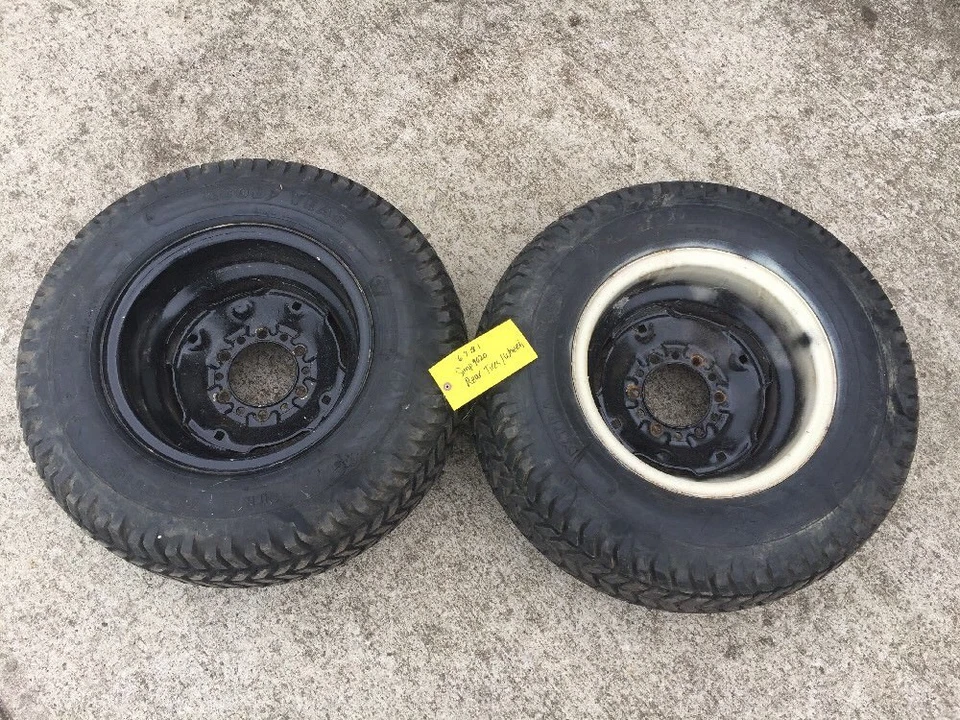 Allis Chalmers 620 720 Simplicity 9020 4041 4040 Rear Wheels With Tires 29x12-15 - Image 1 of 4